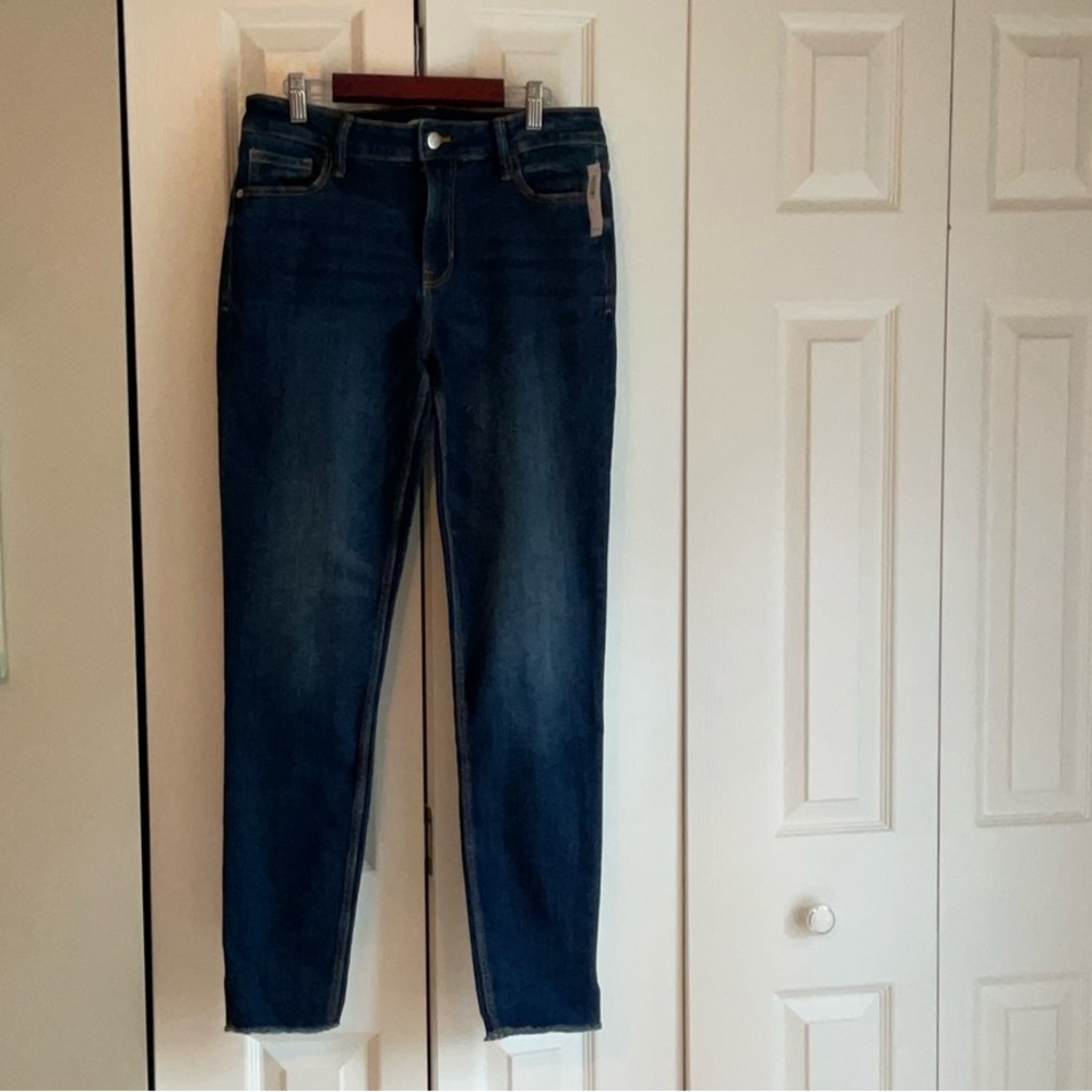 Old Navy Women's Jeans Rockstar Super Skinny Mid Rise Fray Hems NWT Size 8 Tall